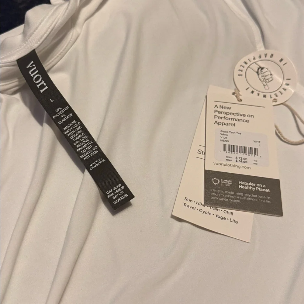 Vuori Strato Tech White Short Sleeve Tee - Picture 3 of 4